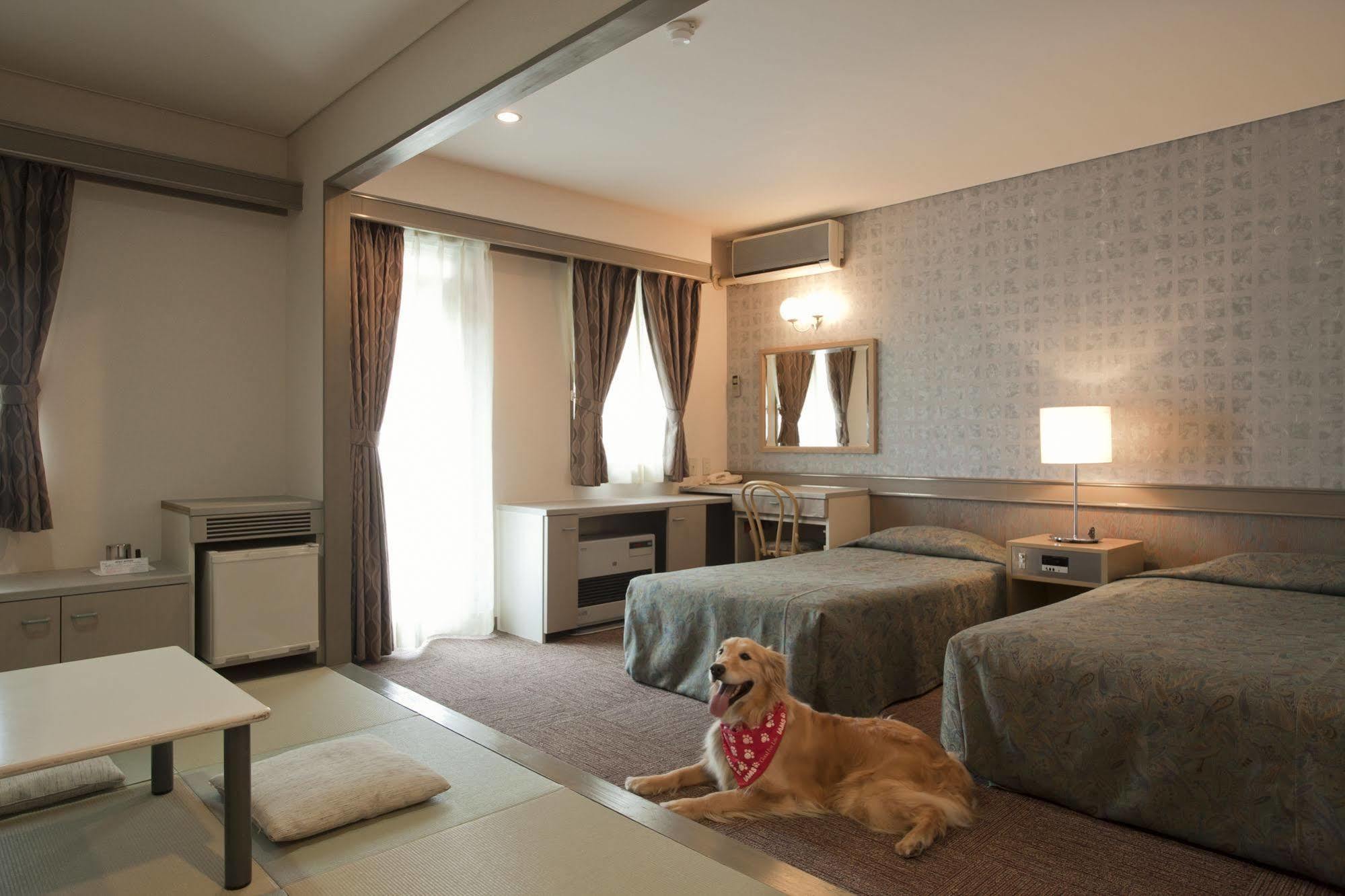 Hotel Soyokaze Каруидзава Екстериор снимка